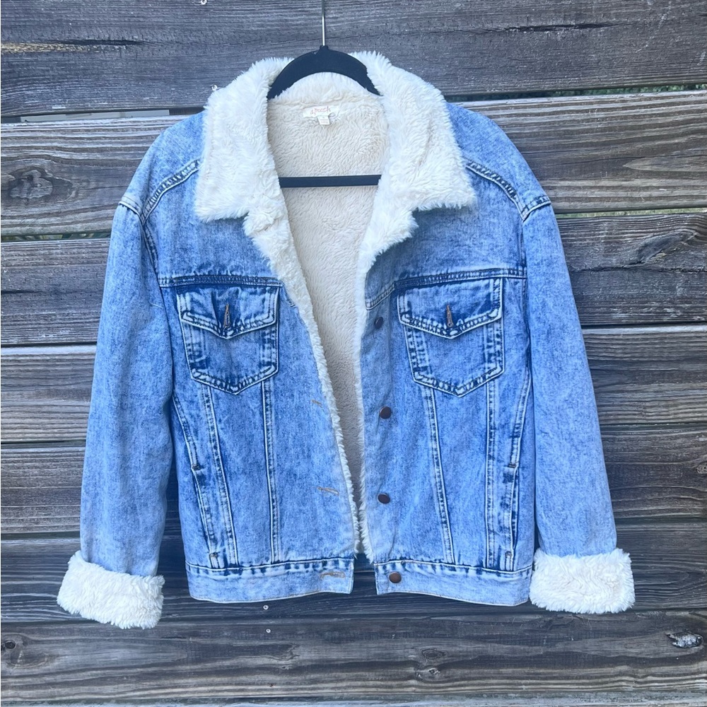 A.Peach Oversized Retro Denim Jacket Extremely Soft Faux Fur Lining - Picture 2 of 12